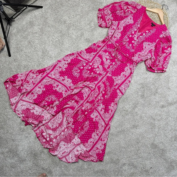Ann Taylor Bandana Paisley Wrap Maxi Dress V-Neck Shortsleeve Hi-Low Pink Boho 8 - Picture 3 of 15